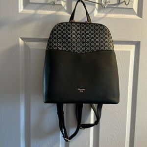 Dune London Pack it up Grab handle Adjustable shoulder straps slip pocket Zip